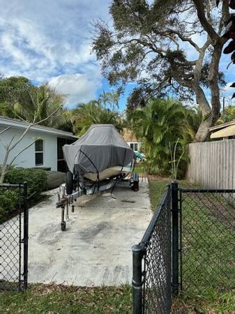 You could live on <strong>Key Largo</strong> if you prefer, but at a price of more than $620,000. . Craigslist key largo